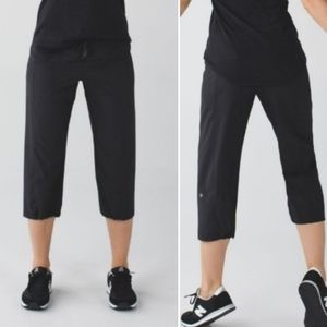 Lululemon Step Lively Crop in black size 4 in excellent condition.